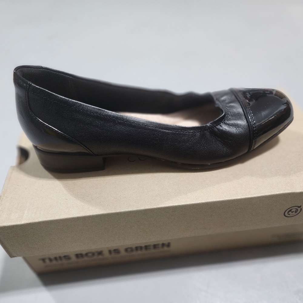 Black Shoes